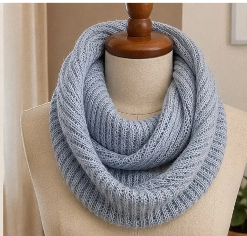 Patapampa 100% Baby Alpaca Infinity Scarf Light Blue Luxury Knit Loop Scarf